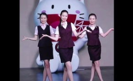 银行小姐姐模型舞蹈,演绎金融魅力与青春风采